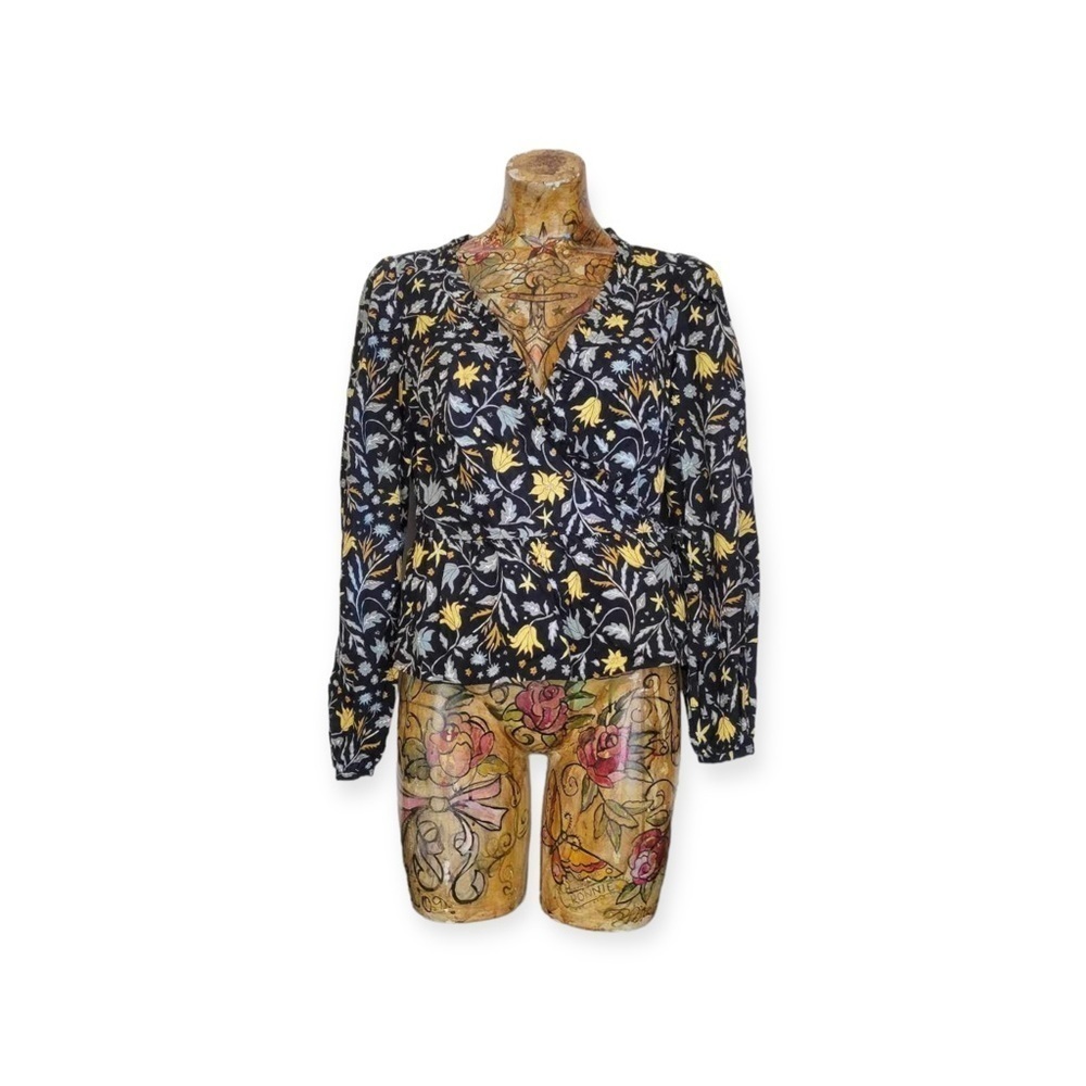 Universal thread top Small long sleeve flowers floral peplum